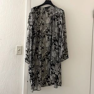 Audrey sheer floral kimono